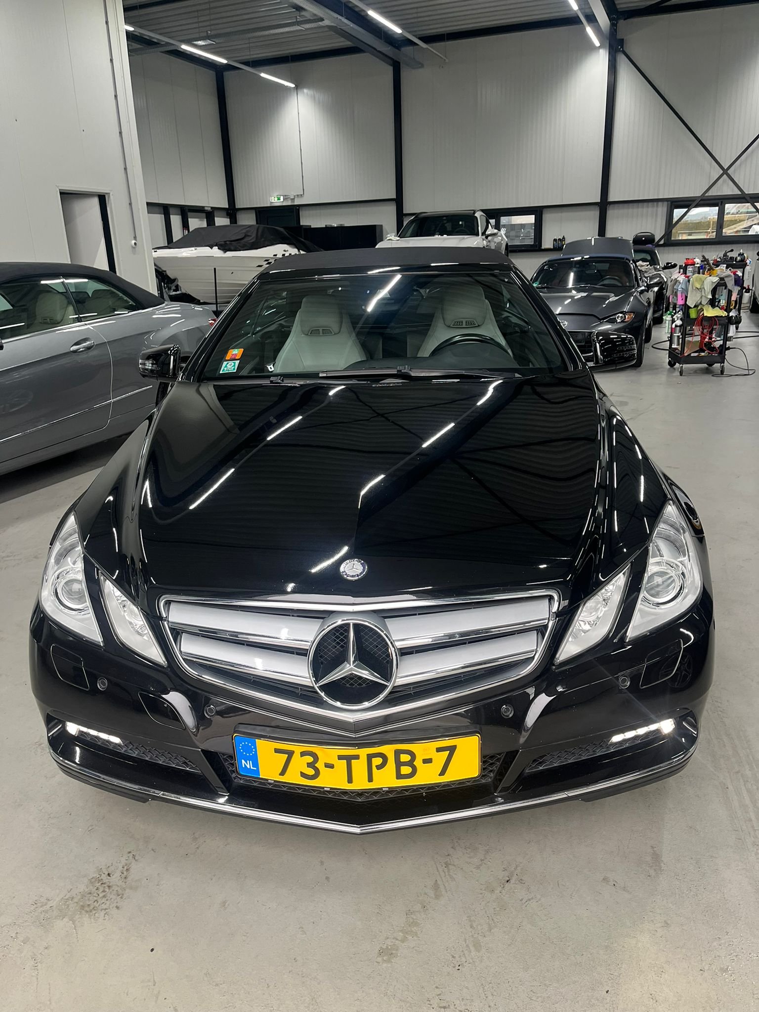 Glimmobiel voertuig detailing wax afwerking chrome detail styling lak Stadskanaal